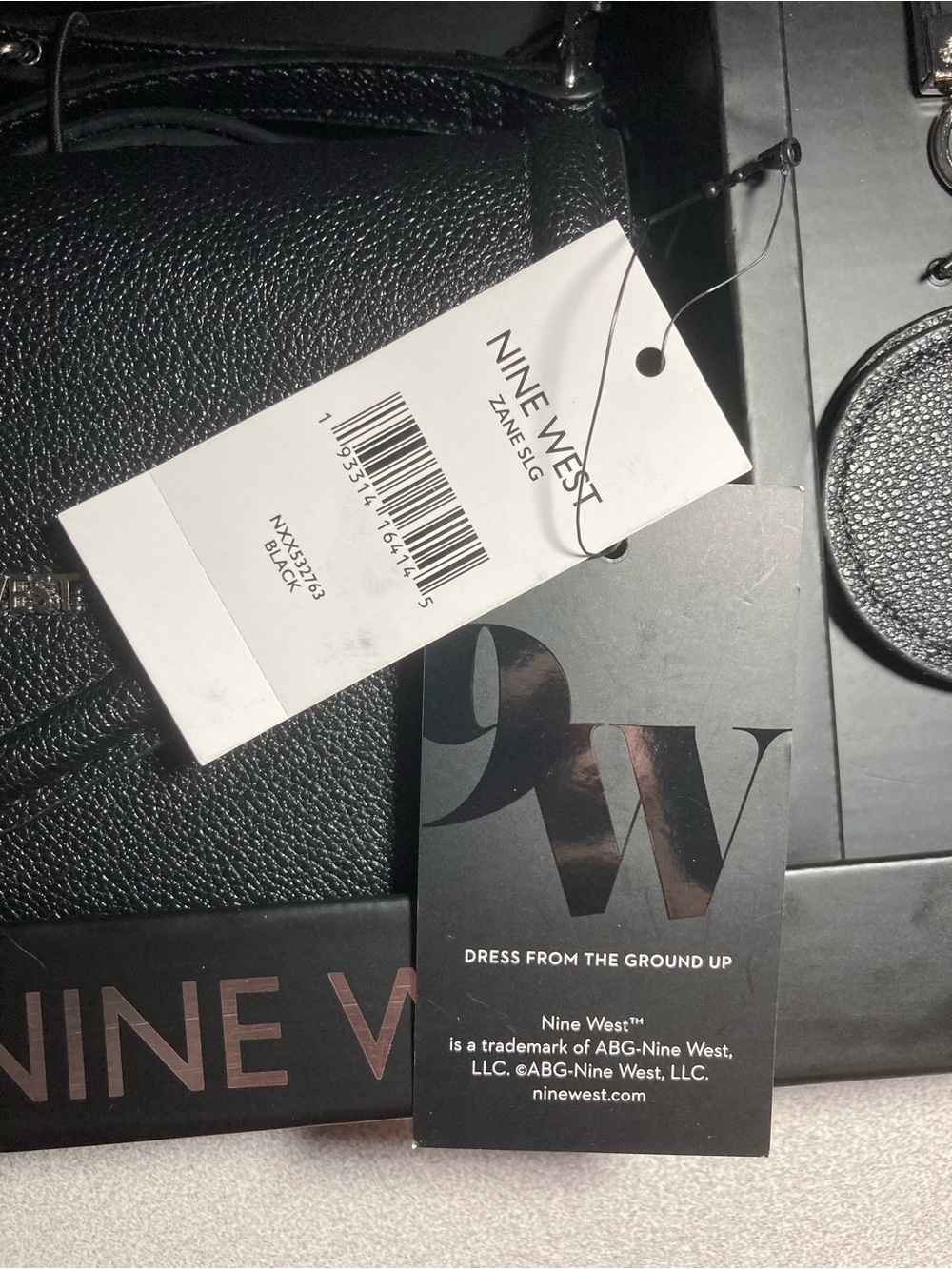Nine West Zane Black Mini Flap Crossbody Gift Set w/Mirror Key Ring Wallet Purse - Picture 7 of 9